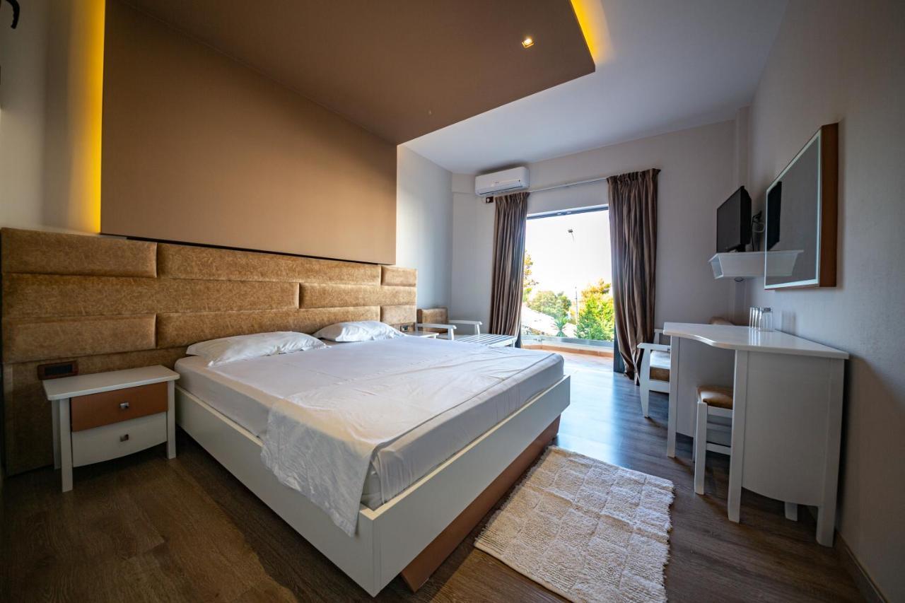 New Heaven Hotel Saranda Dış mekan fotoğraf