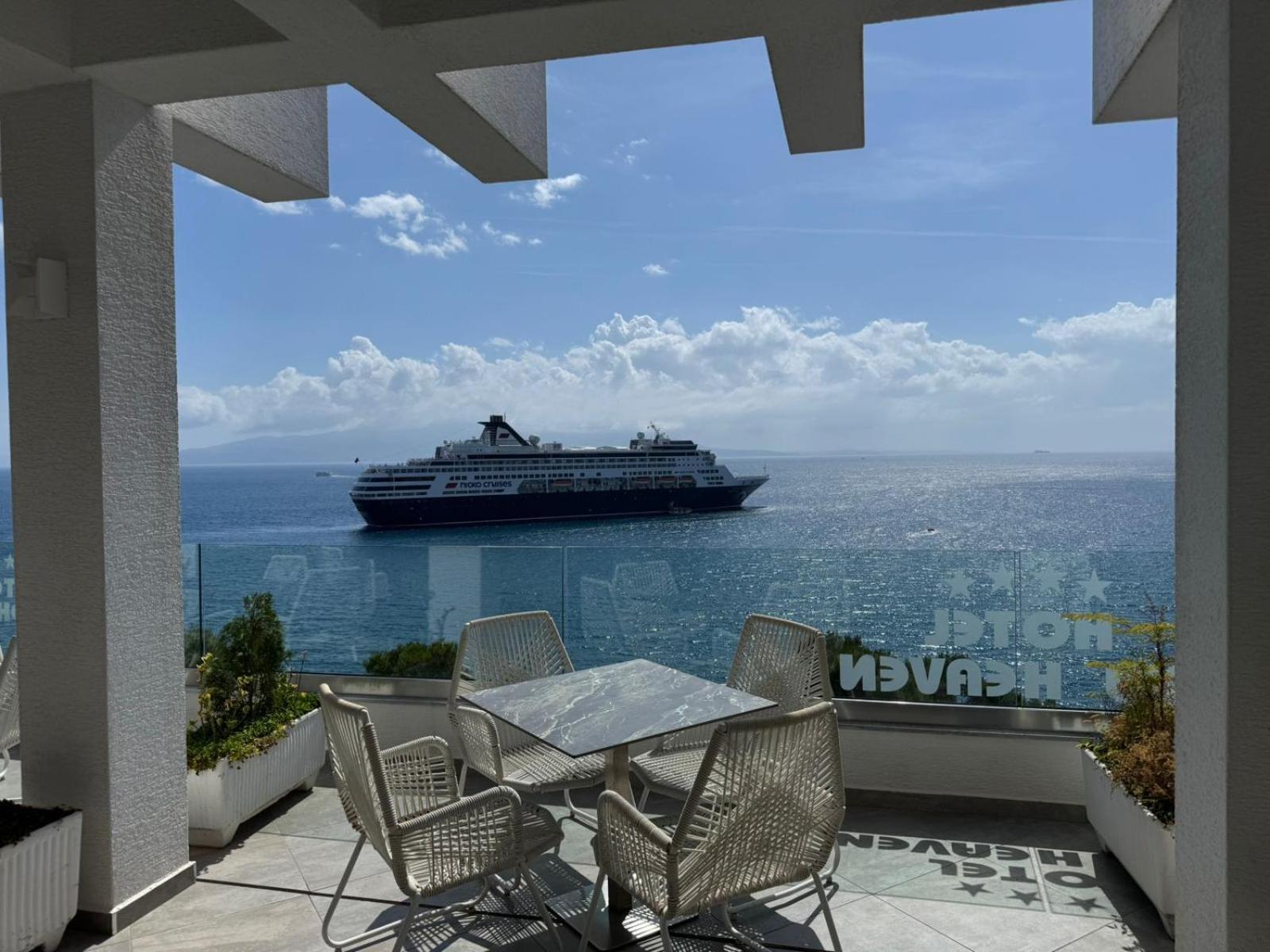 New Heaven Hotel Saranda Dış mekan fotoğraf